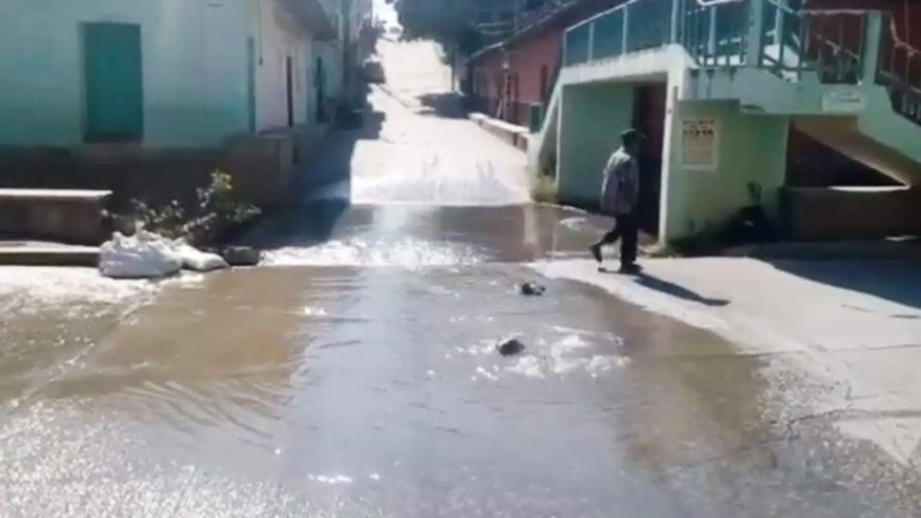 fuga de tubería en ometepec